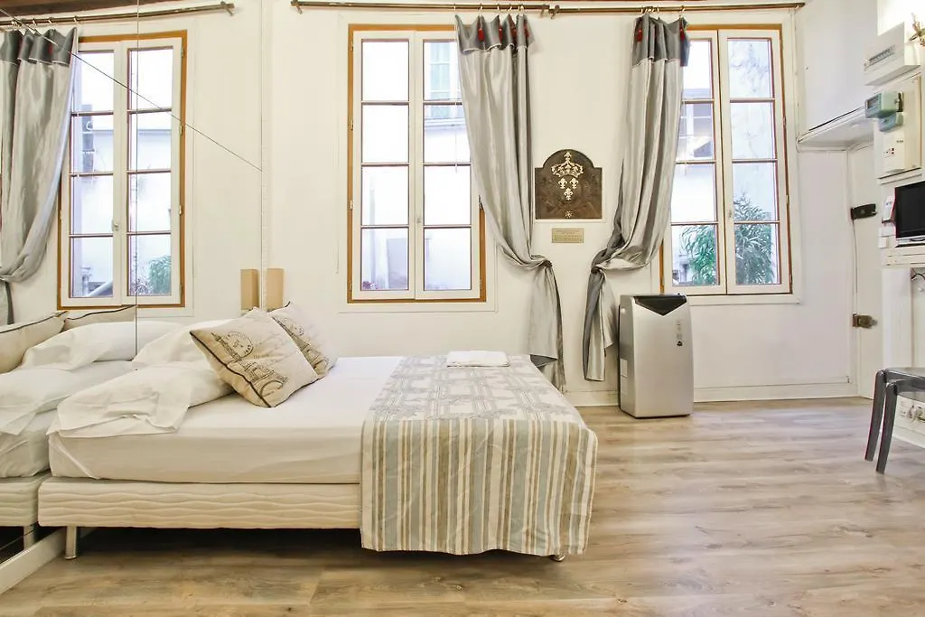 Fleur De Lys One Bedroom Apartment Apartment